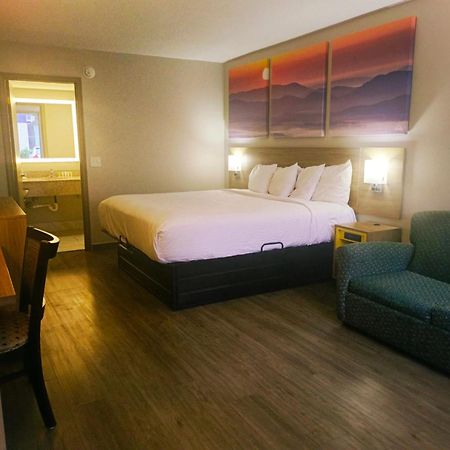 Days Inn By Wyndham Harrisonburg Kültér fotó