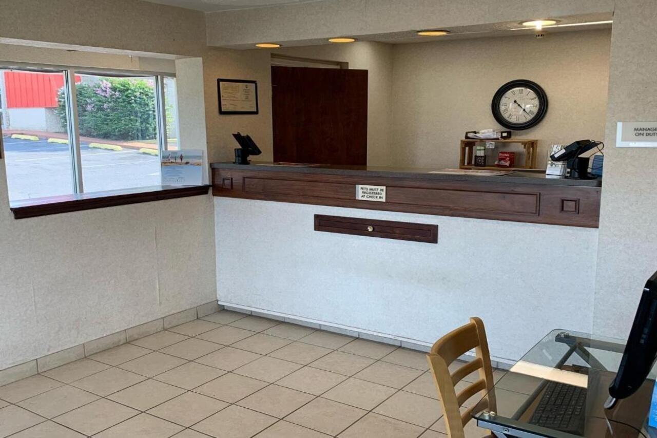 Days Inn By Wyndham Harrisonburg Kültér fotó