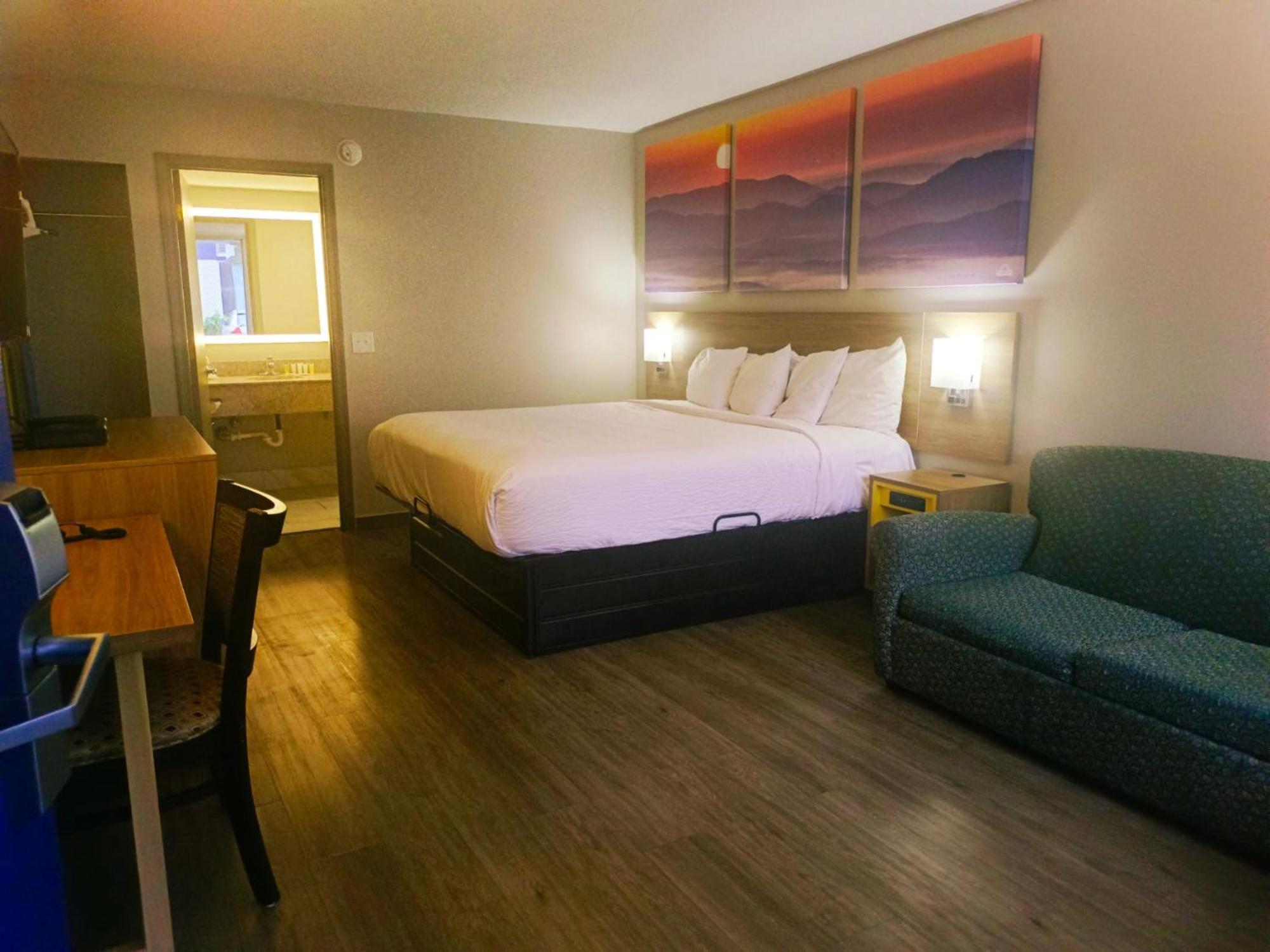 Days Inn By Wyndham Harrisonburg Kültér fotó