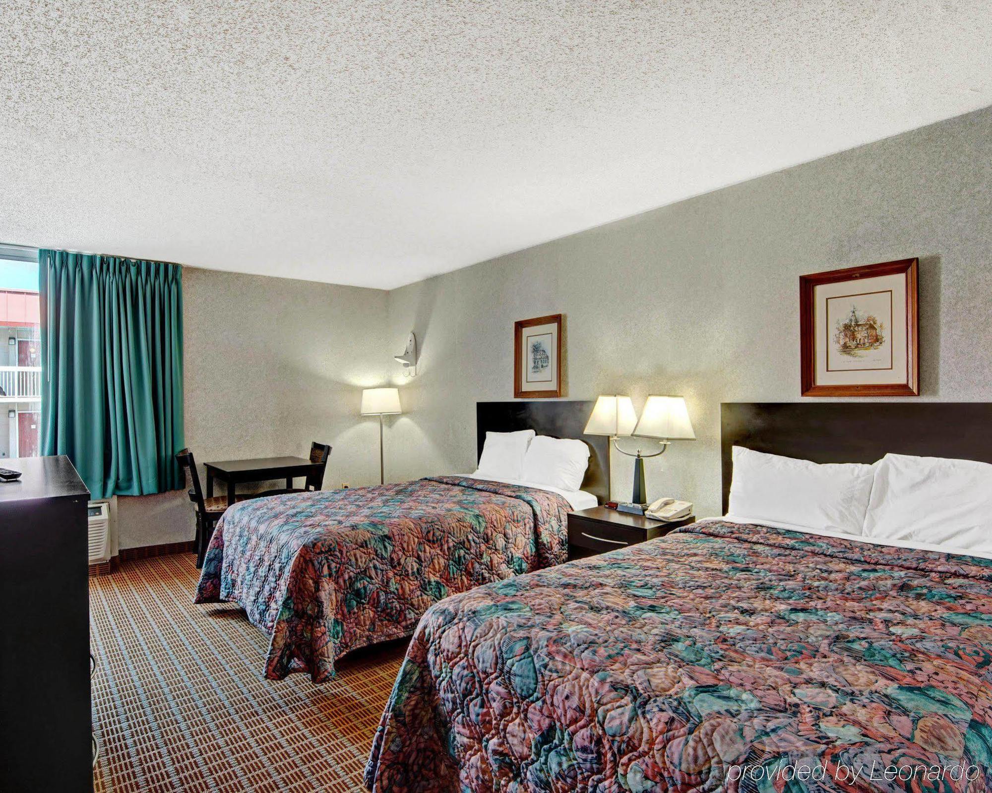 Days Inn By Wyndham Harrisonburg Kültér fotó