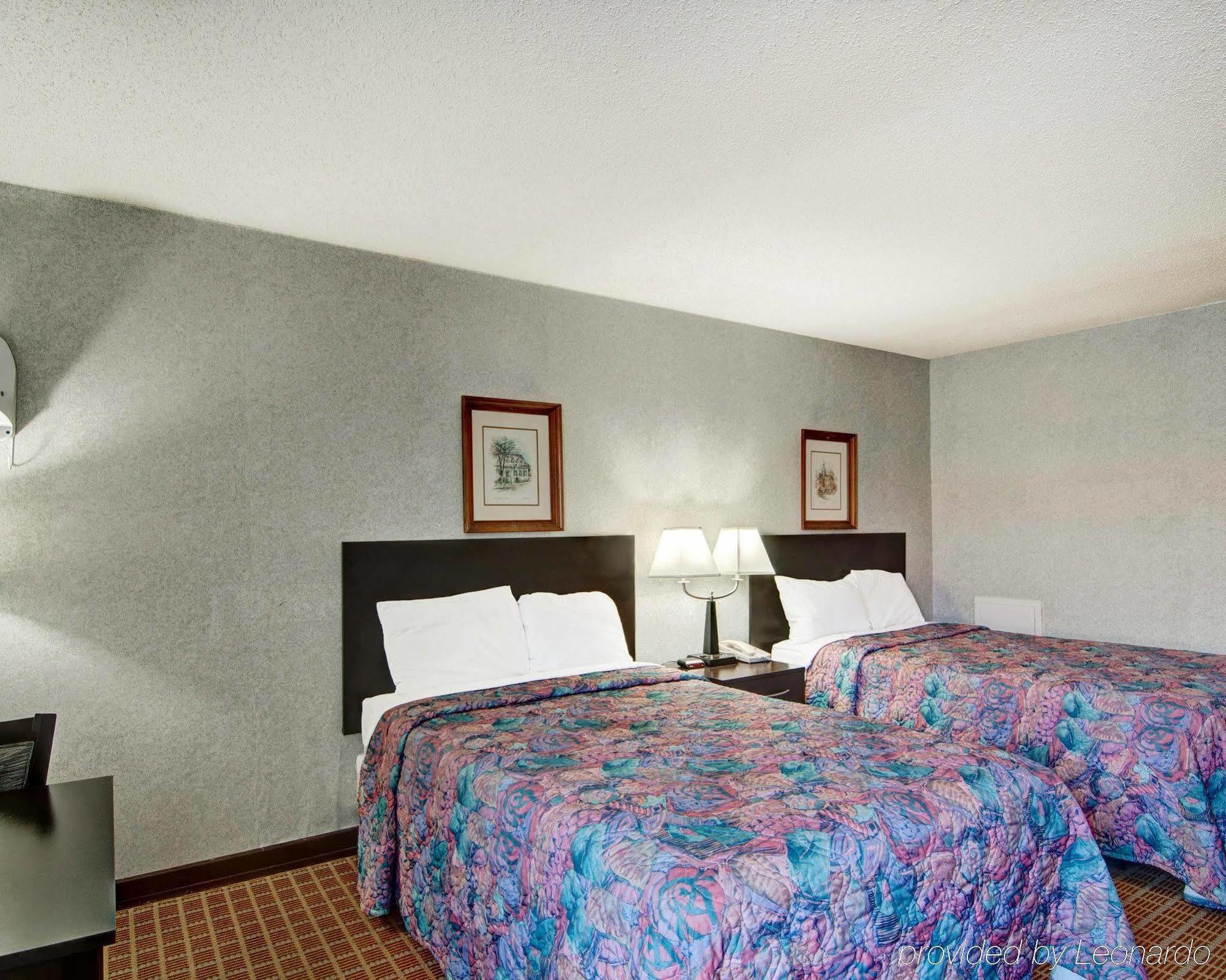 Days Inn By Wyndham Harrisonburg Kültér fotó